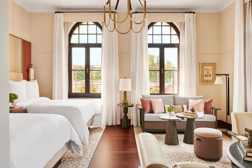 Hotel Four Seasons Hotel Istanbul at Sultanahmet (ex. Four Seasons, Four Seasons Sultanahmet Hotel, Four Seasons Hotel Sultanahmet) 5*