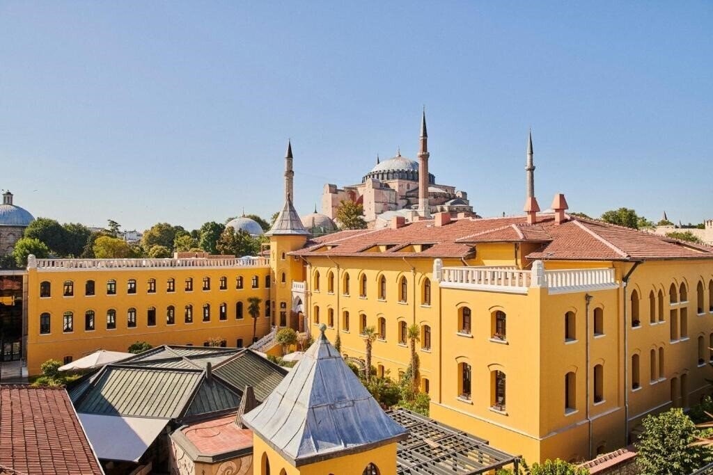 Zdjęcie Four Seasons Hotel Istanbul at Sultanahmet (ex. Four Seasons, Four Seasons Sultanahmet Hotel, Four Seasons Hotel Sultanahmet) 5*