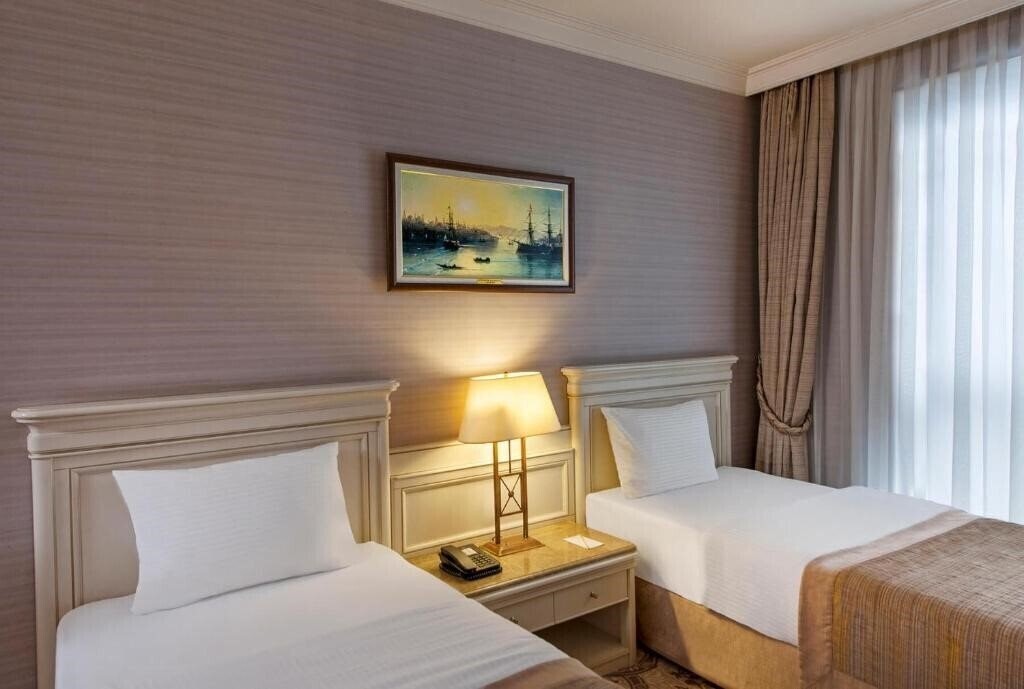 Hotel Elite World Comfy Istanbul Taksim (ex. Elite World Prestige Hotel, Elite World Comfy Taksim) 4*