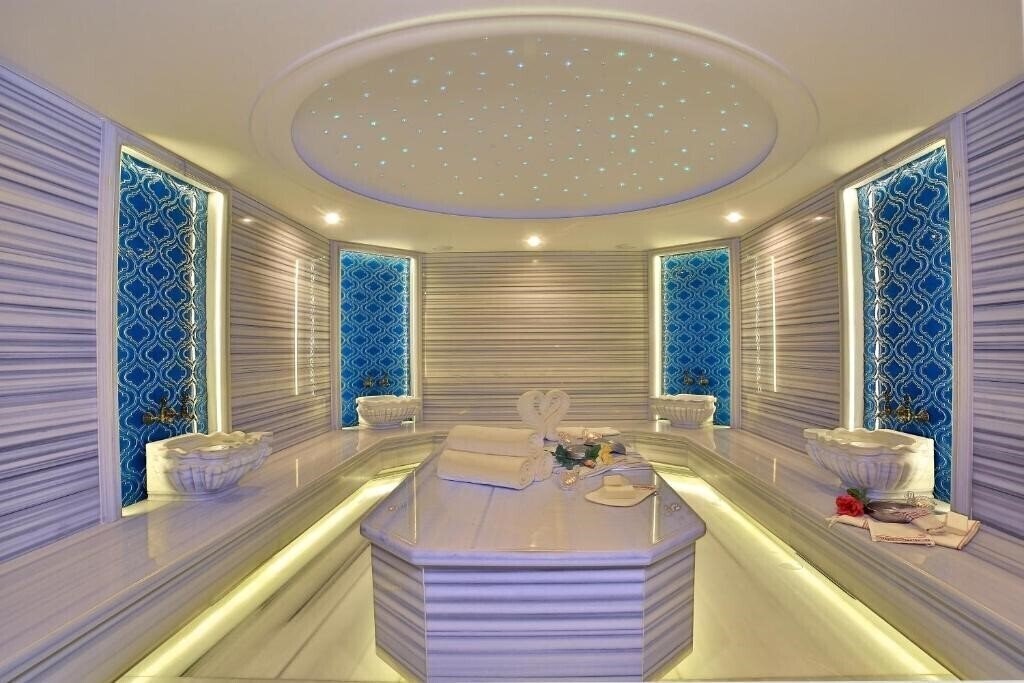 Zdjęcia Oran Hotel 4*