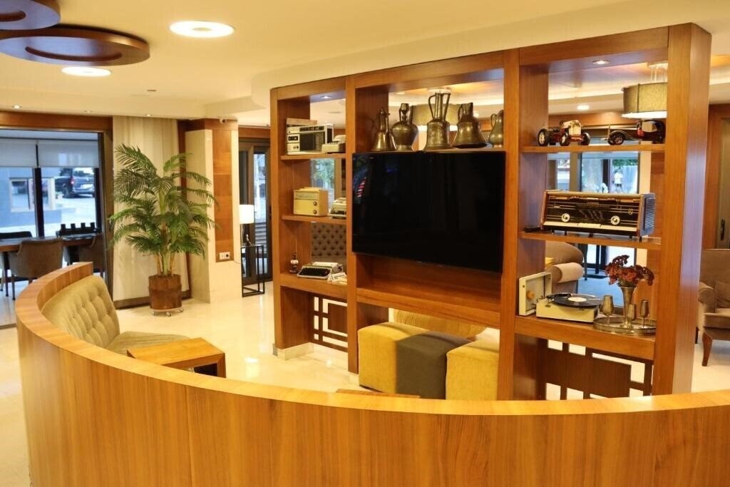 Zdjęcie Riva Otel 4*