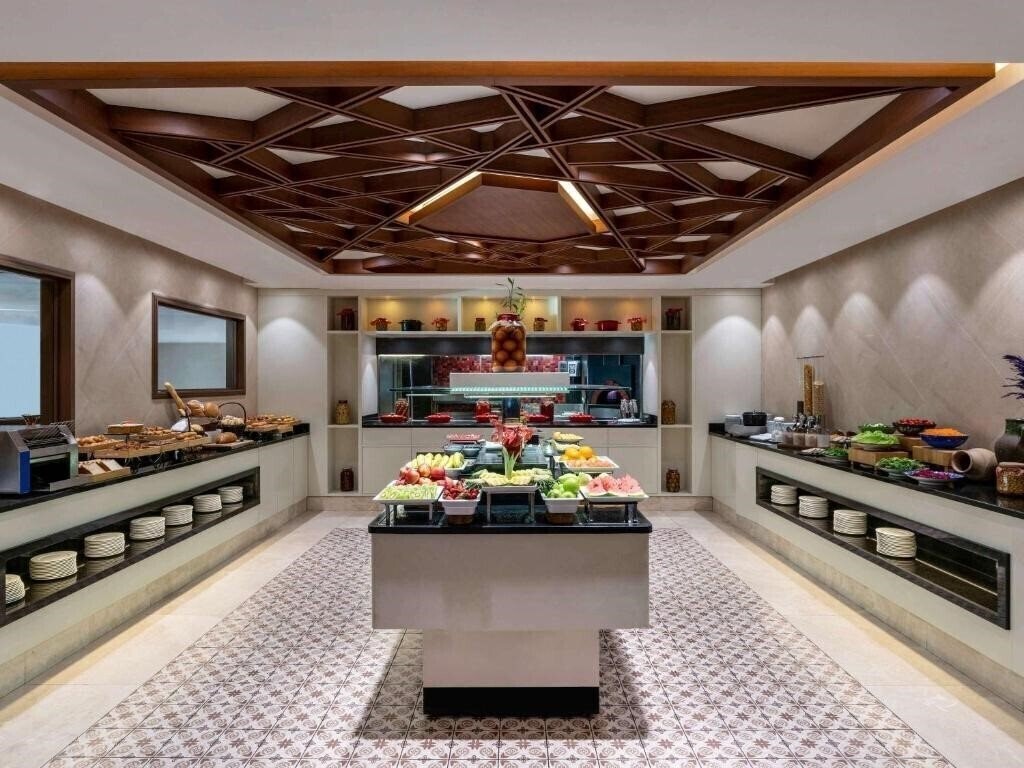 Zdjęcia Movenpick Hotel Istanbul Golden Horn 5*