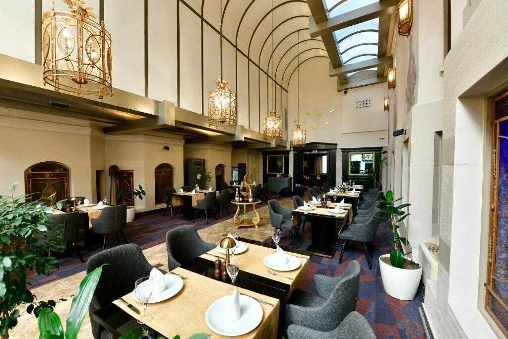 Фотография Crowne Plaza Istanbul Old City an IHG Hotel (ex. Crowne Plaza Old City, Crowne Plaza Laleli Old City) 5*
