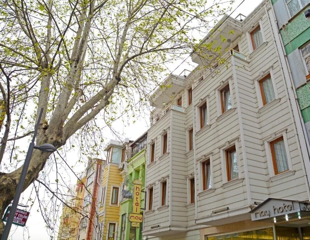 Отель May Hotel 3*