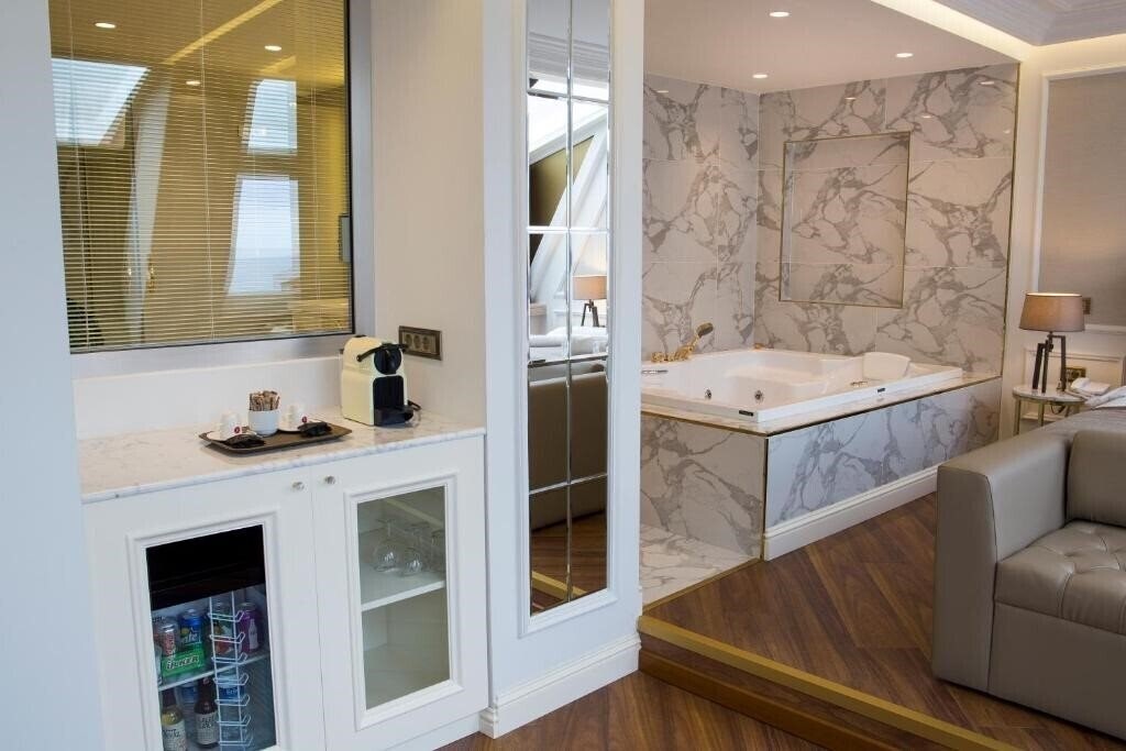 Картинка Mina Hotel 4*