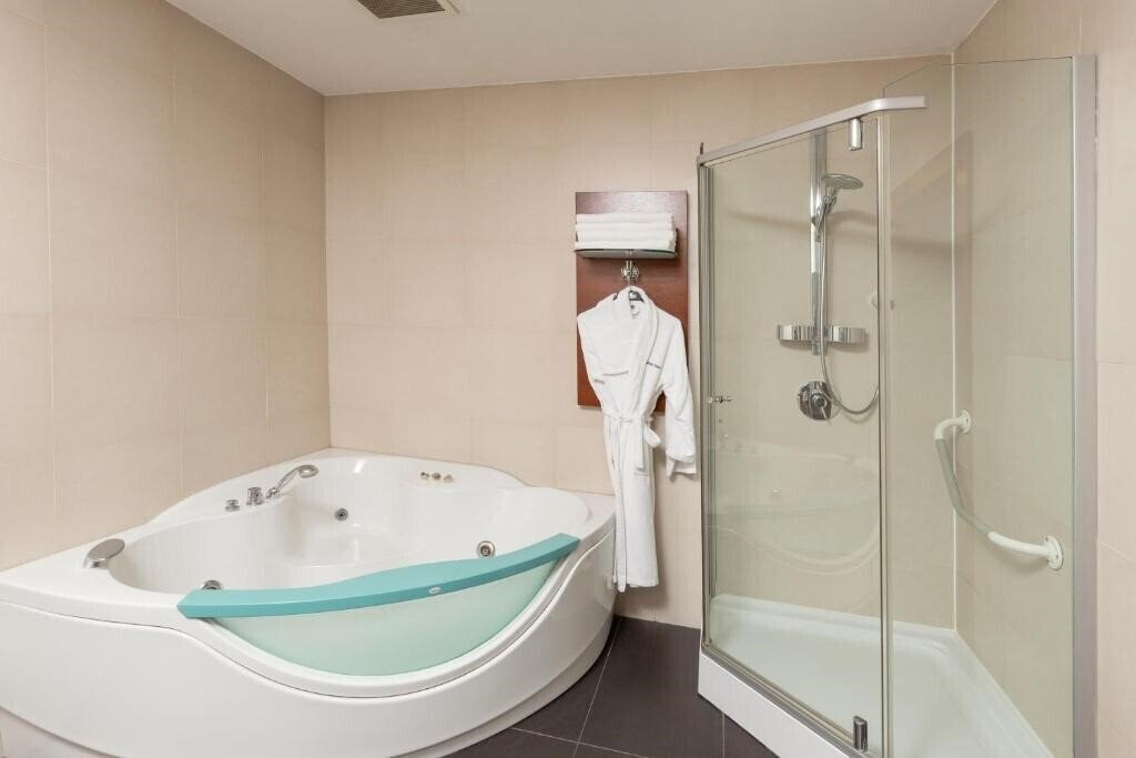 Zdjęcia Nippon Hotel 4*