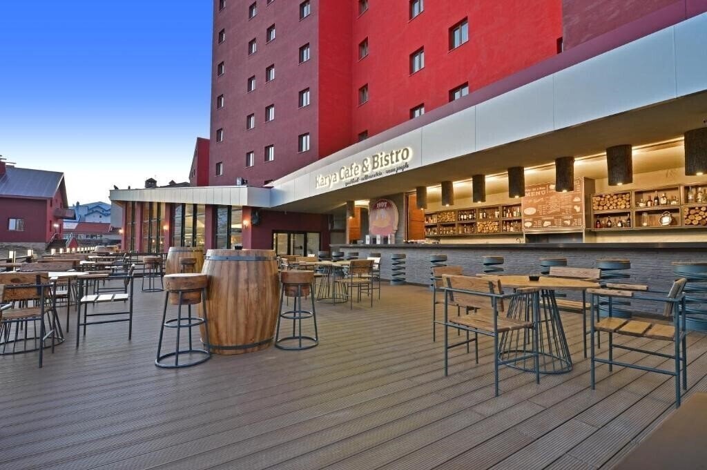 Zdjęcie Karinna Hotel 4*