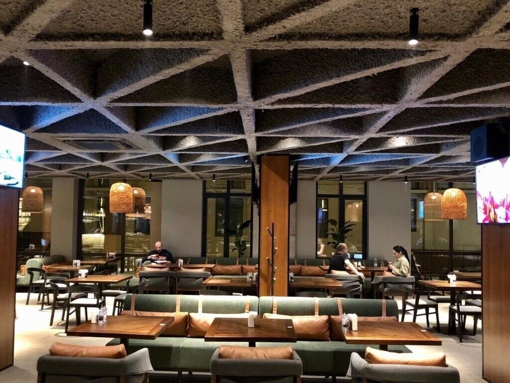 Готель Baza Smart Hotel 3*