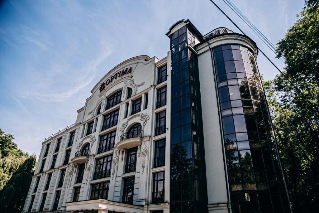 Zdjęcie Optima Collection Чернівці 4*