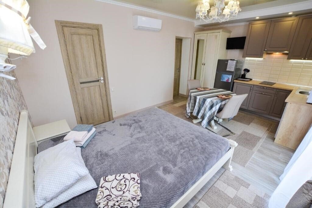 Картинка Меркурий 4*