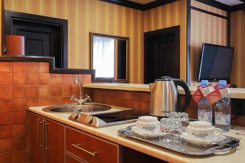 Zdjęcie Атташе 2*