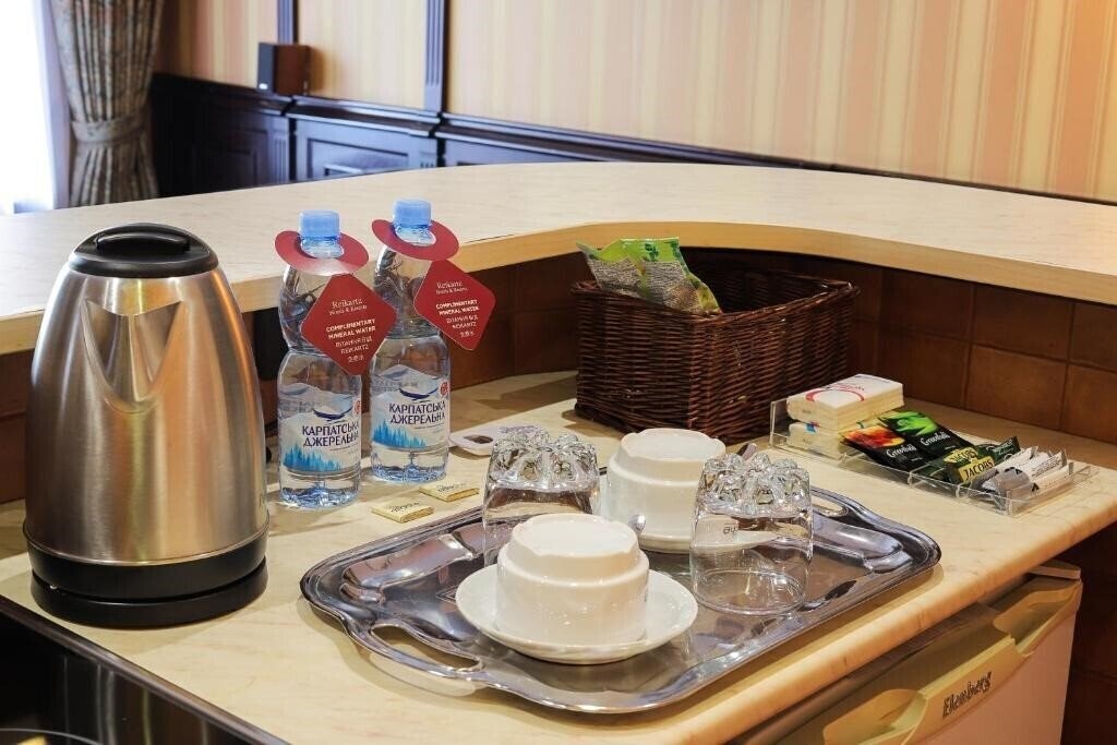 Obraz Атташе 2*