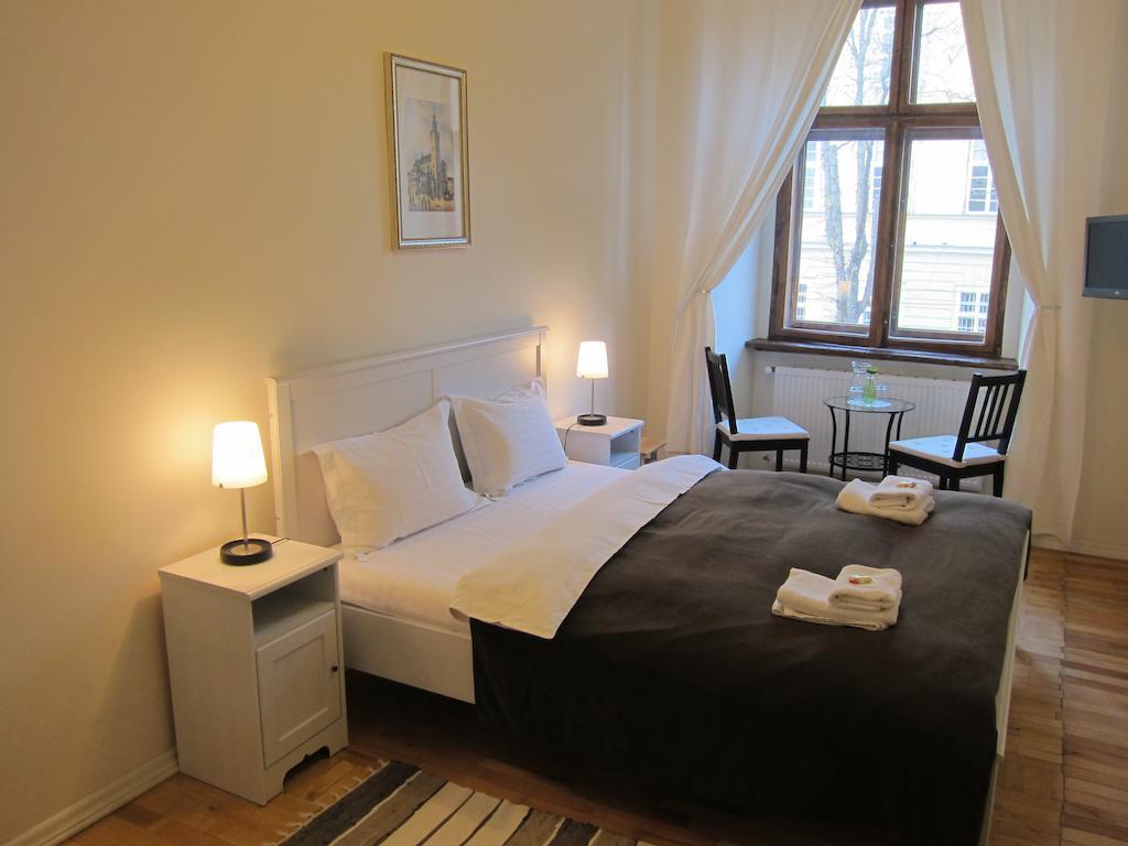 Zdjęcie On The Square Guesthouse 3*