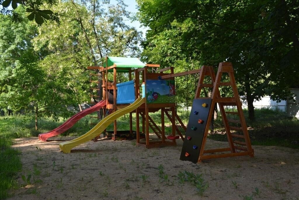 Фотография Зеленый Кампус База Отдыха 1*