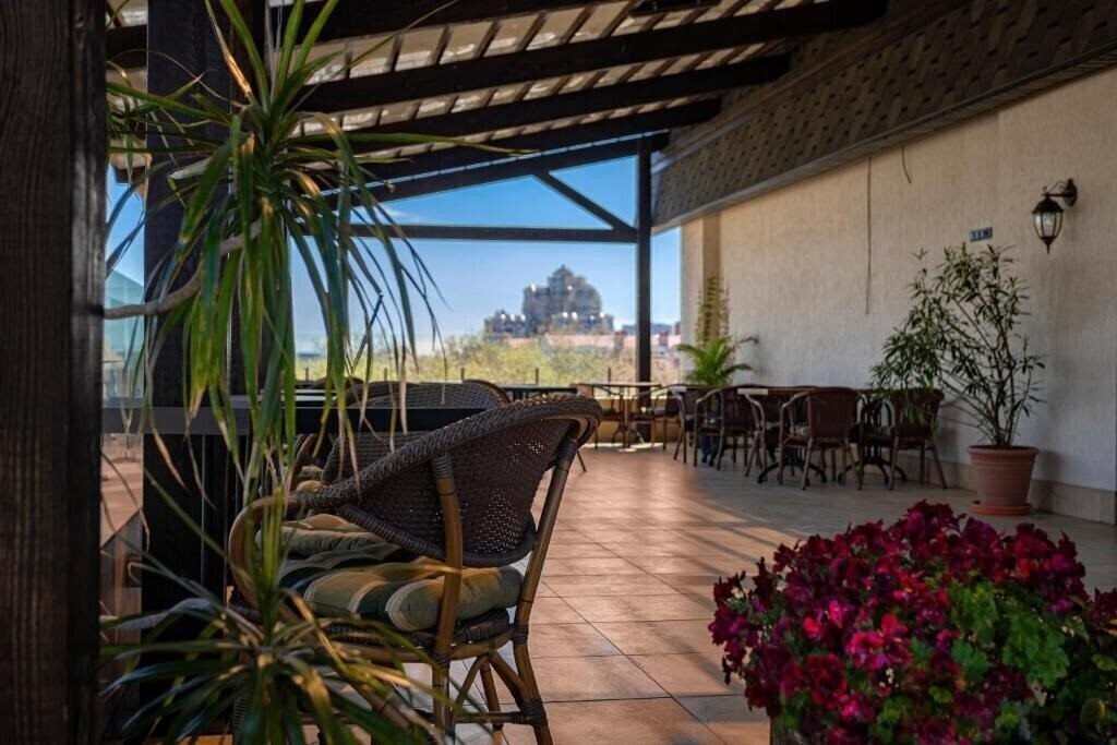 Отель Ayvazovsky Hotel 3*