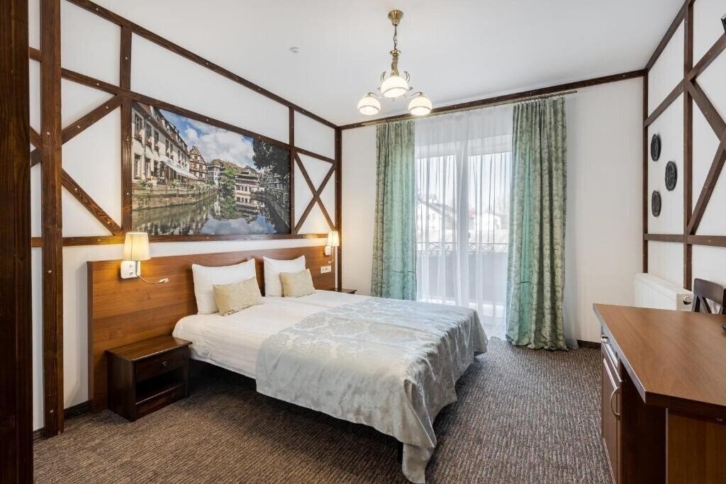 Зображення Поезія мандрів 4*