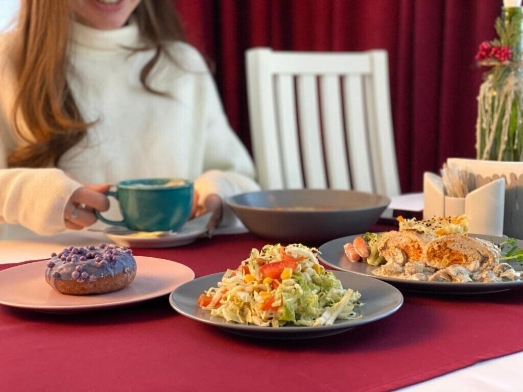 Картинка Поезія мандрів 4*