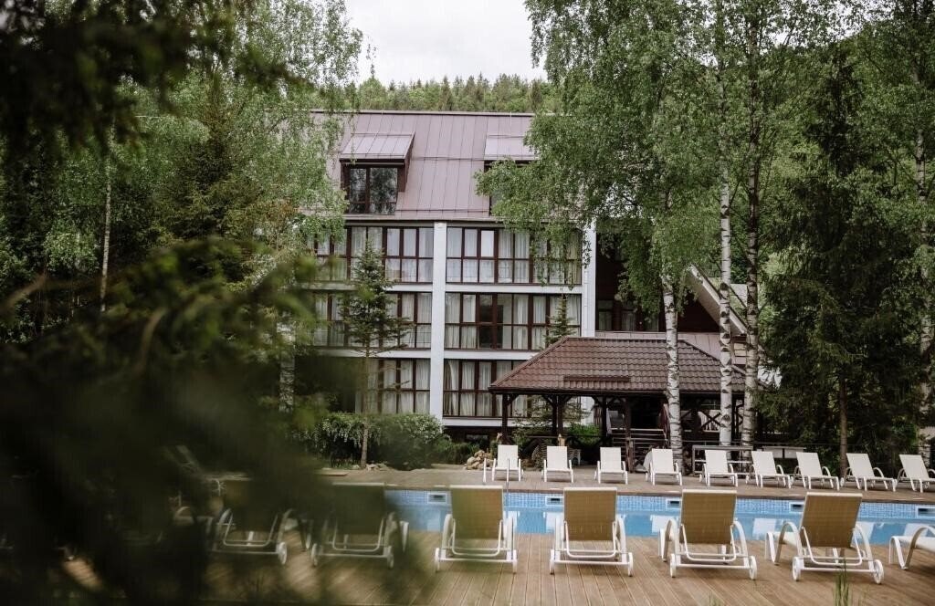 Отель Yaremche Club Hotel 3*