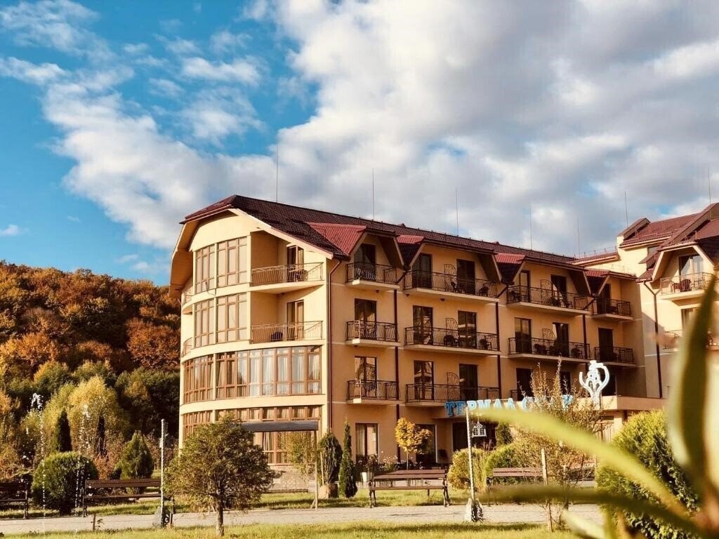 Готель Термал-Стар 4*