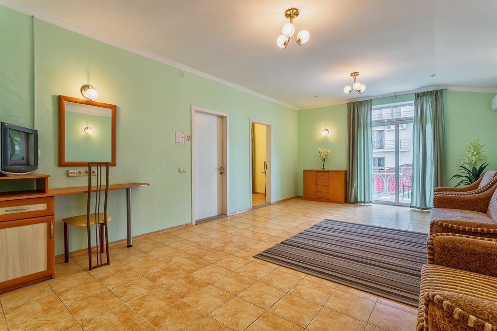 Картинка Высотник 3*