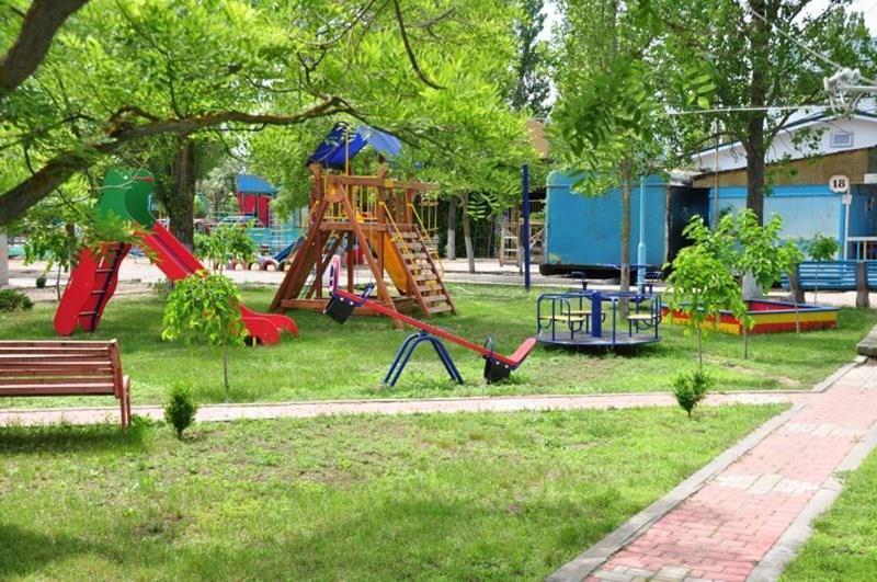 Отель Микрон база отдыха