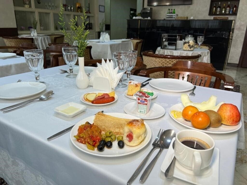 Фотографія Tashkent Palace 4*