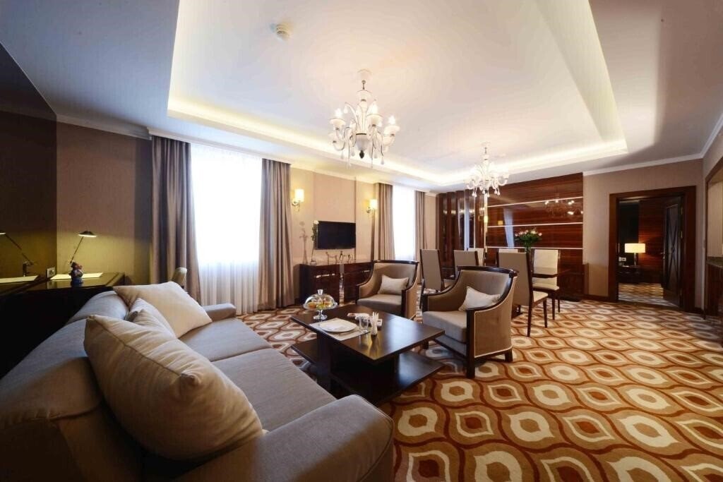 Obraz Lotte City Hotel Tashkent Palace 4*