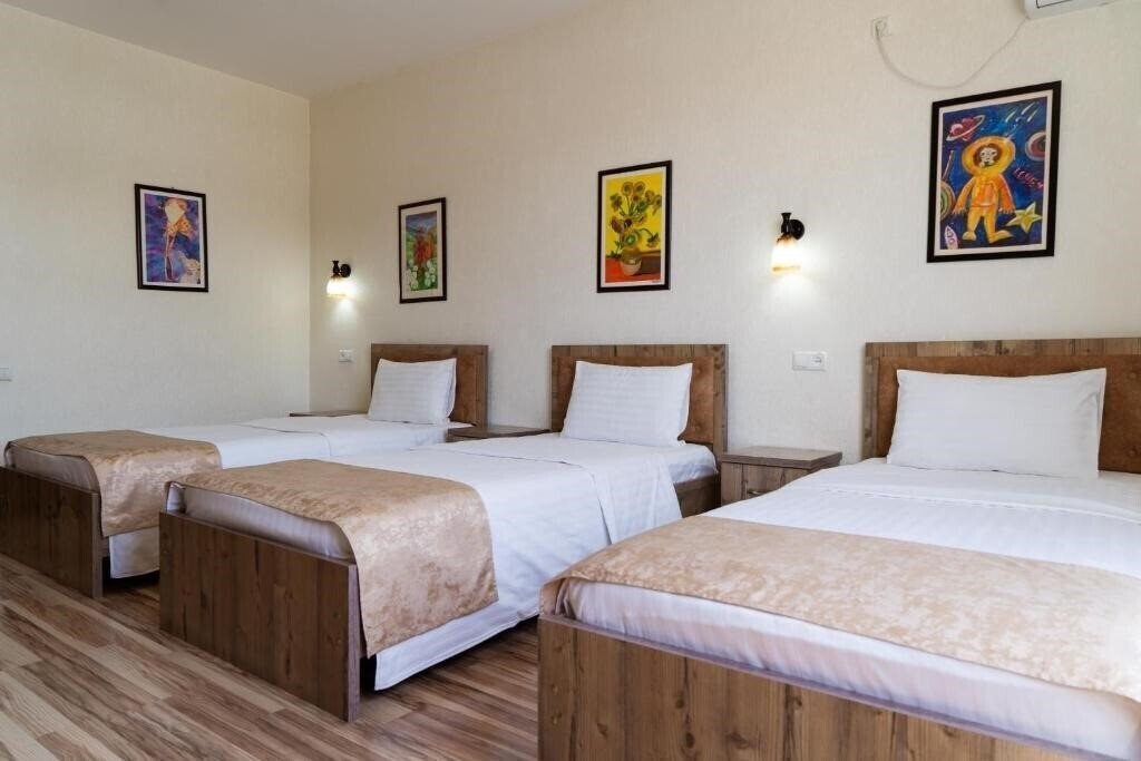 Zdjęcia Tourist Inn Hotel 2*