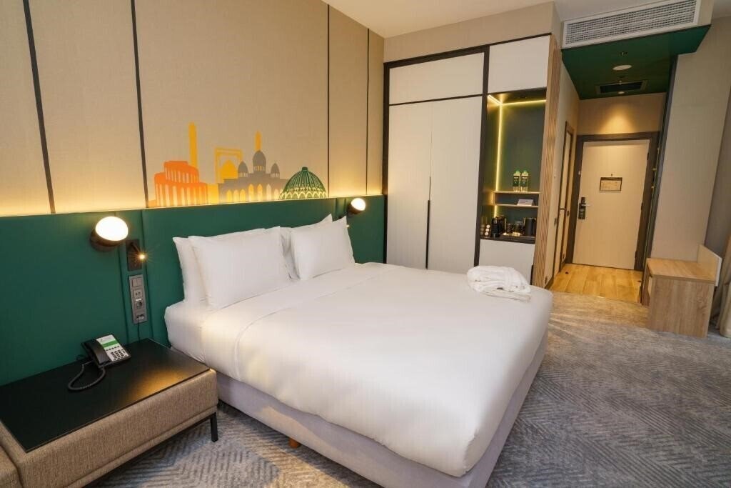 Фотография Holiday Inn 4*