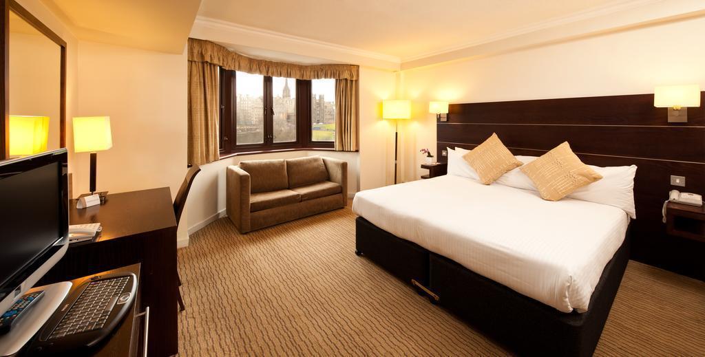 Zdjęcia Mercure Edinburgh Princess 3*