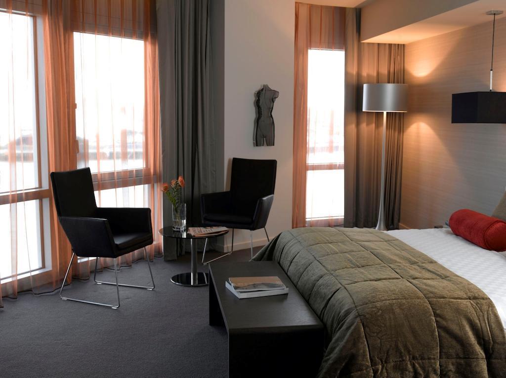 Фото Radisson Blu Edwardian New Providence Wharf London Hotel 4*