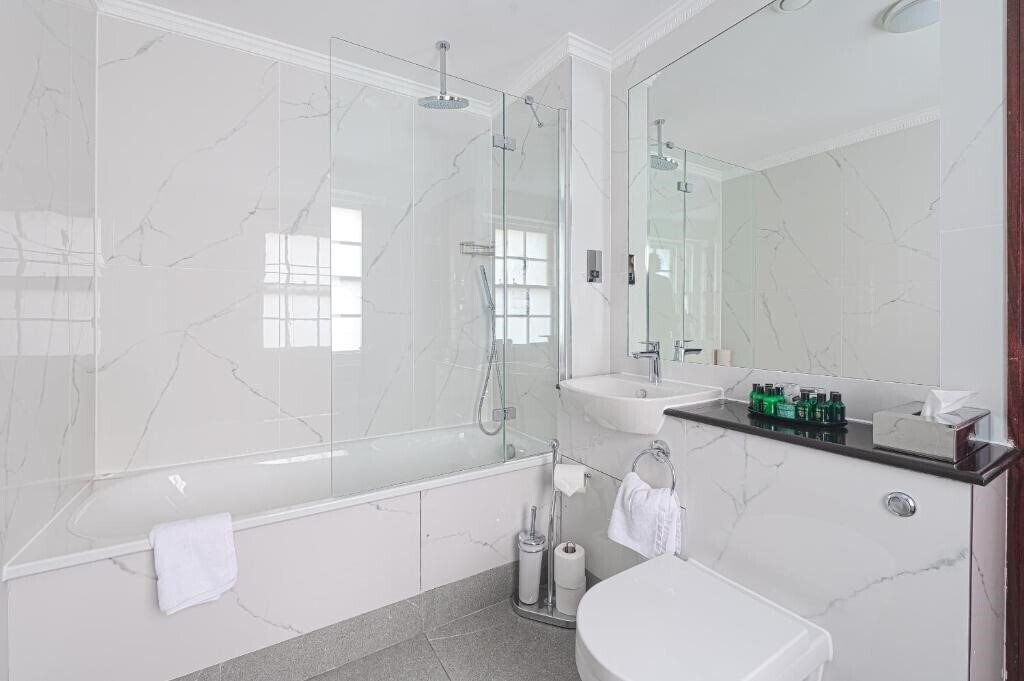 Zdjęcie Grange Fitzrovia Hotel 4*