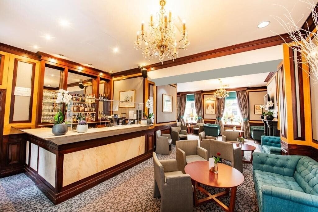 Зображення Grange Langham Court 4*