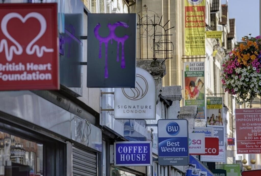 Фотография Best Western Greater London 4*