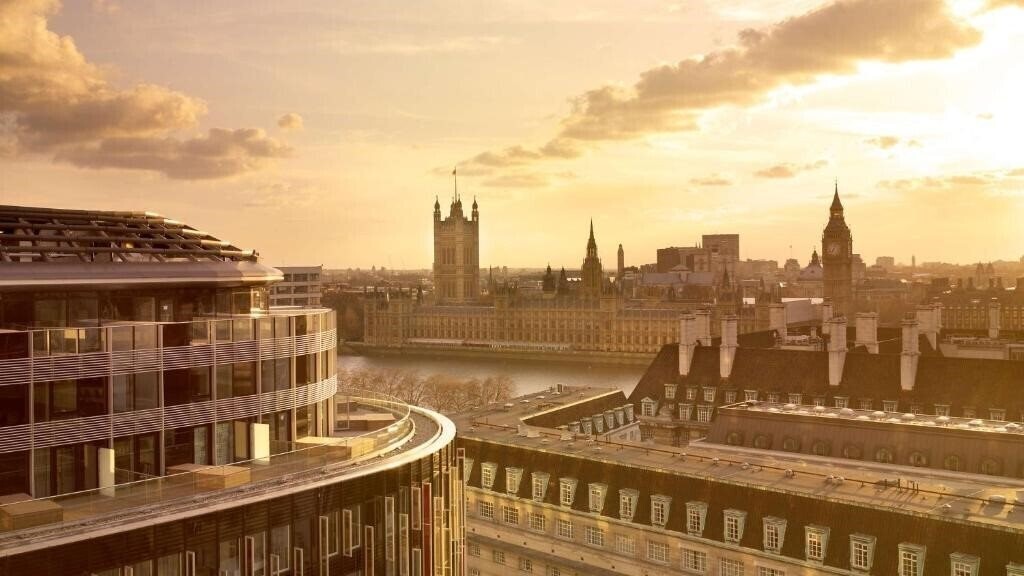 Отель Park Plaza Westminster Bridge 4*