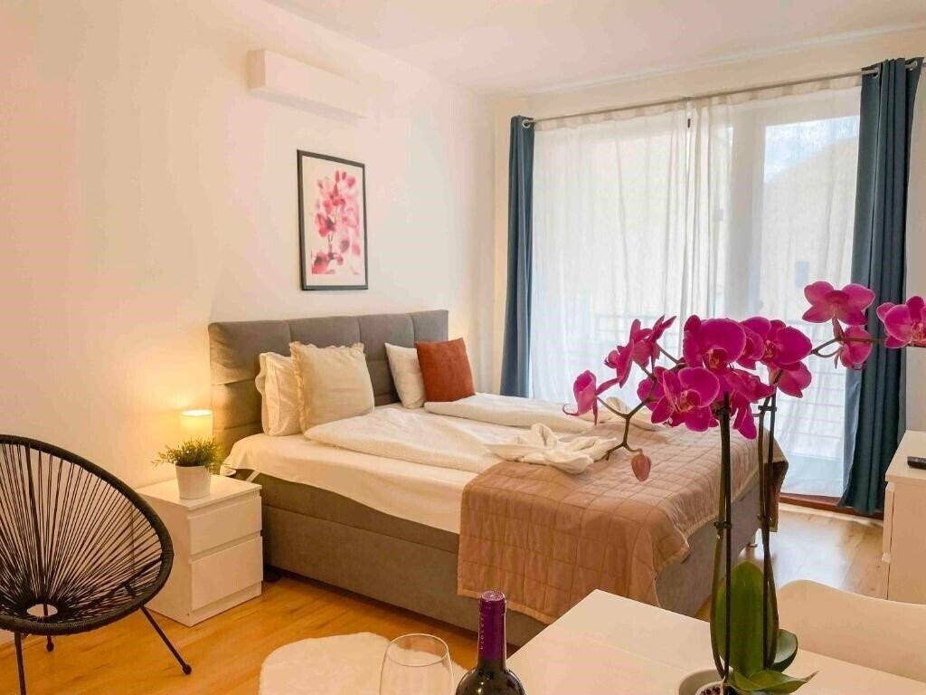 Zdjęcia Opera Residence Apartment Hotel 3*