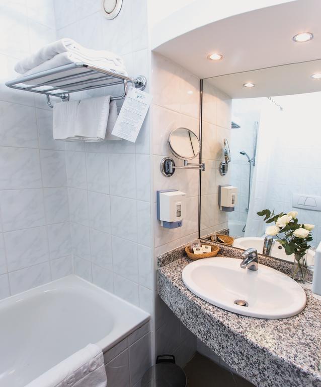 Zdjęcie Danubius Hotel Arena 4*