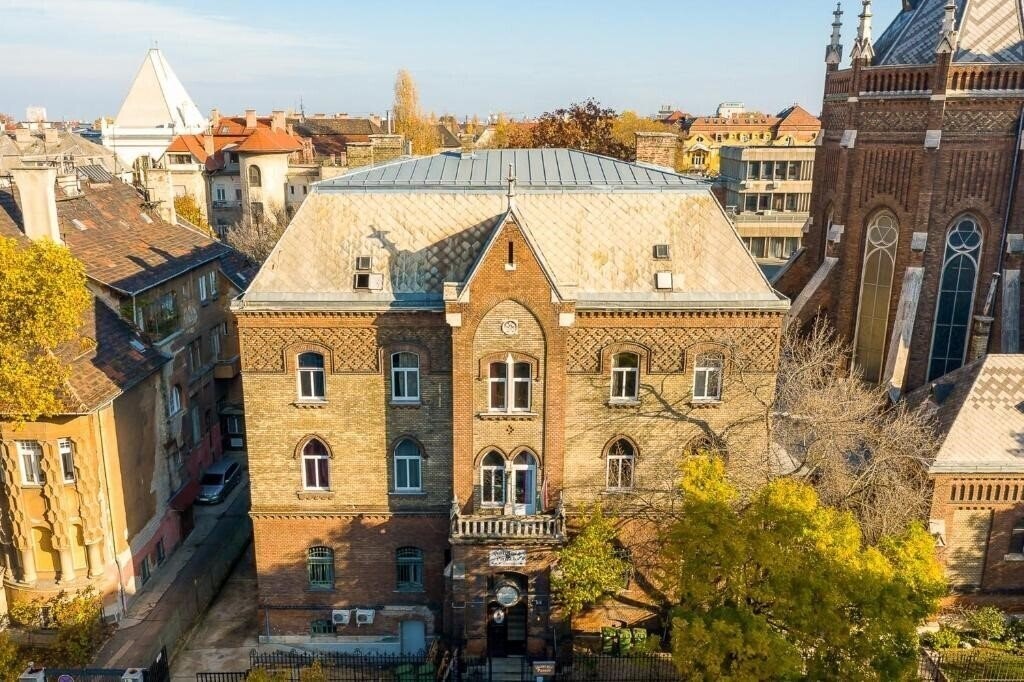 Готель Dominik Panzio 2*