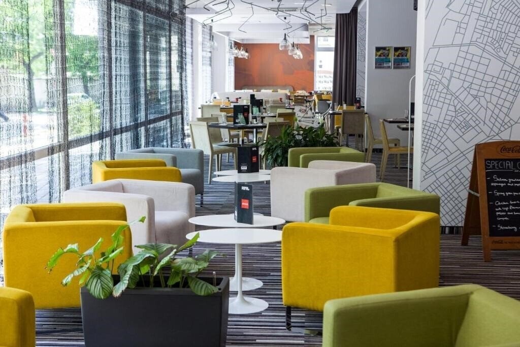 Hotel Park Inn By Radisson Budapest 4*