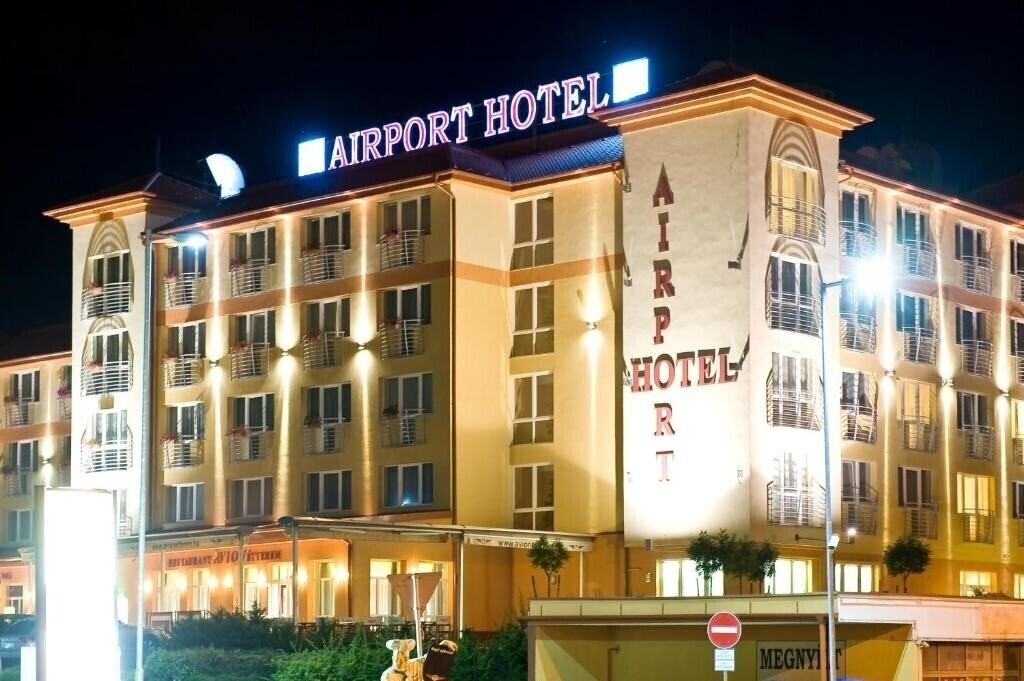Hotel Airport Hotel 4*
