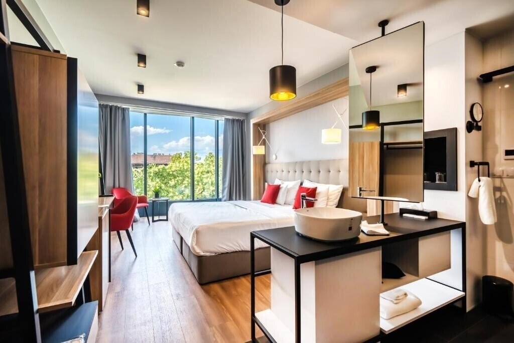 Zdjęcie Up Hotel Budapest 4*