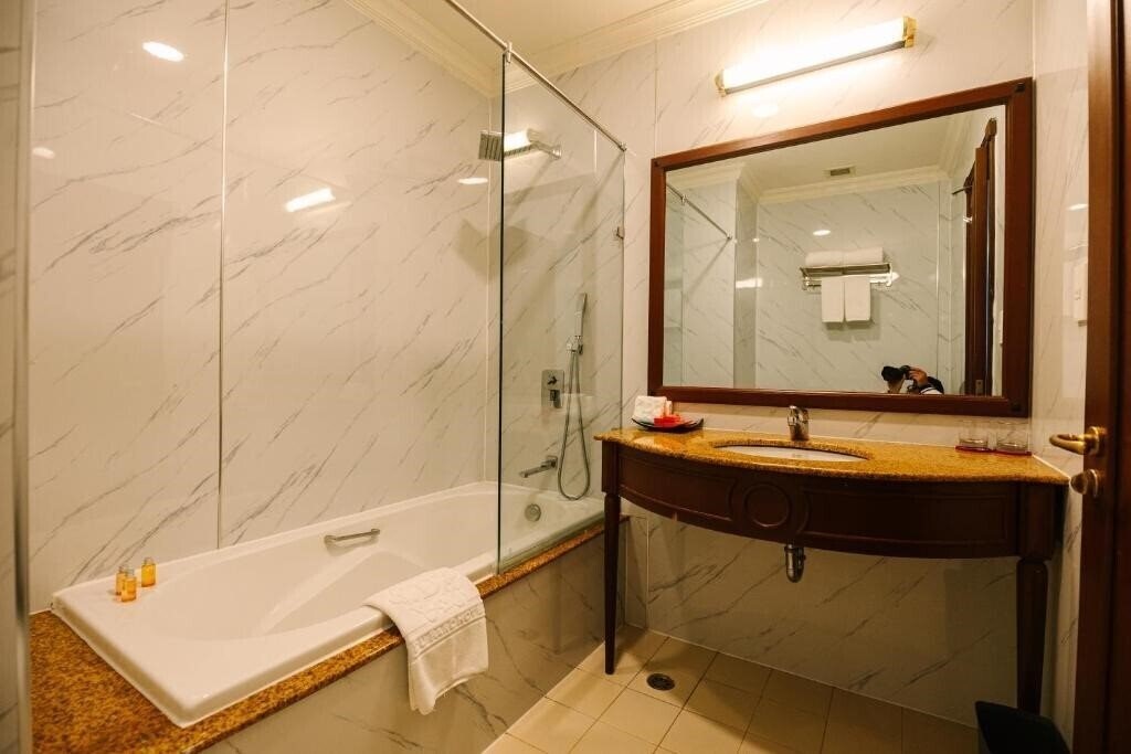 Картинка Dalat Hotel Du Parc (ex. Du Parc Hotel, Mercure Dalat Du Parc, Novotel Dalat) 4*