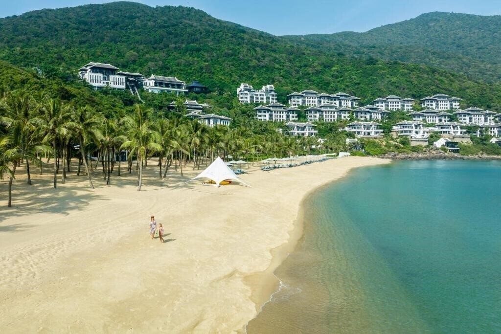 Zdjęcie Intercontinental Danang Sun Peninsula Resort 5*