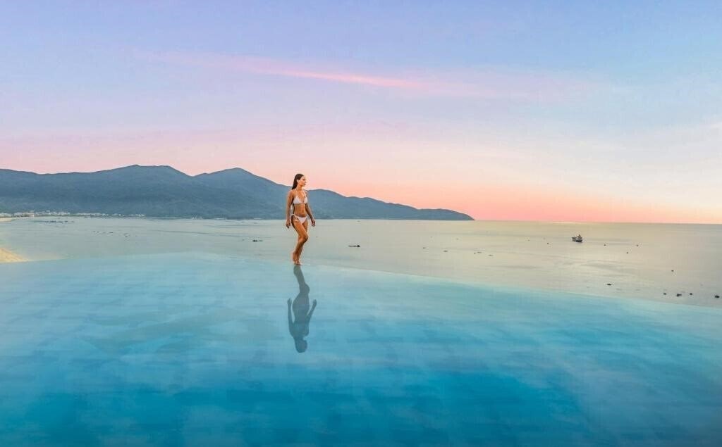 Hotel Mandila Beach Hotel 4*