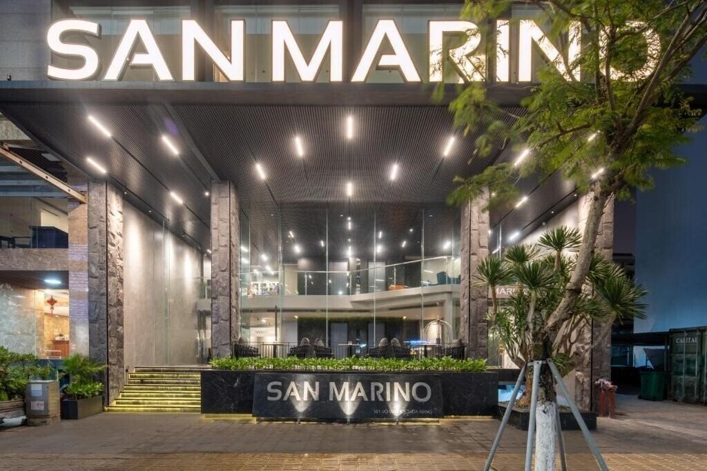 Hotel San Marino Boutique Da Nang 4*