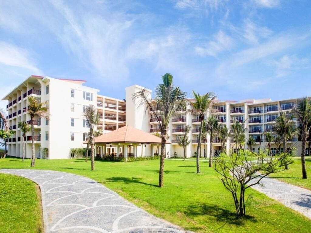 Изображение Centara Sandy Beach Resort Danang 4*