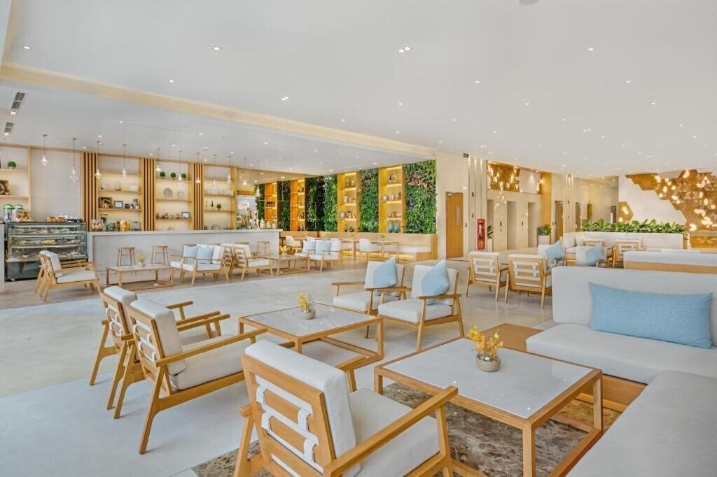 Изображение Tms Hotel Da Nang Beach 4*