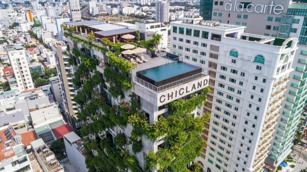 Отель Chicland Hotel Danang 4*