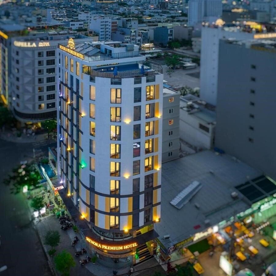 Отель Menora Premium Da Nang 3*