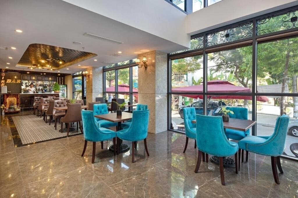 Zdjęcie Cosmos Hotel Da Nang 3*